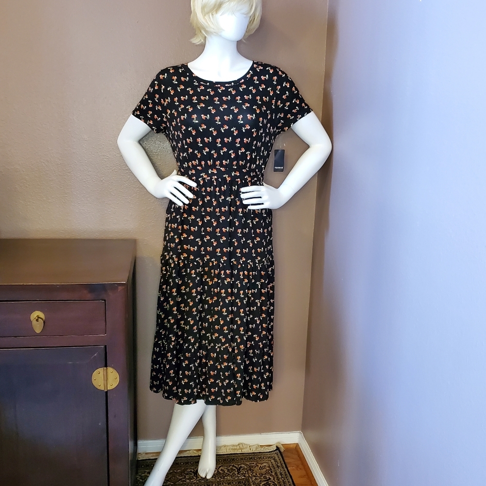 NWT TORRID black floral jersey knit midi dress